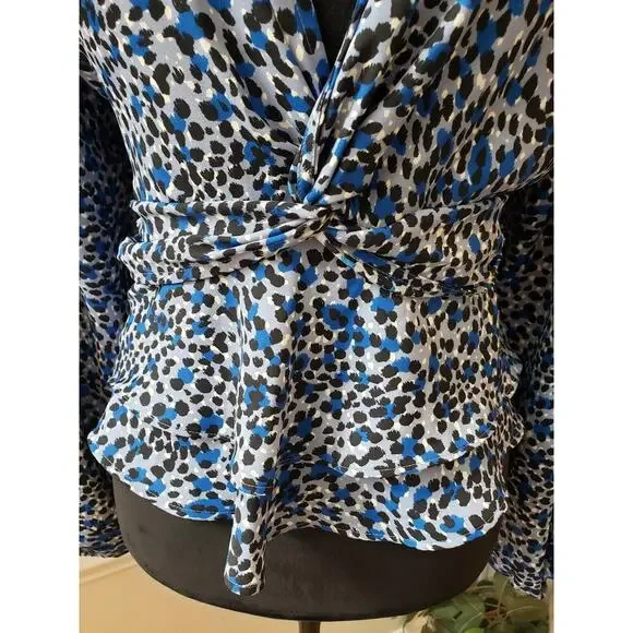 Express Blouse Top Womens Medium Blue Abstract Print Long Sleeve V-Neck Pullover - Picture 10 of 13